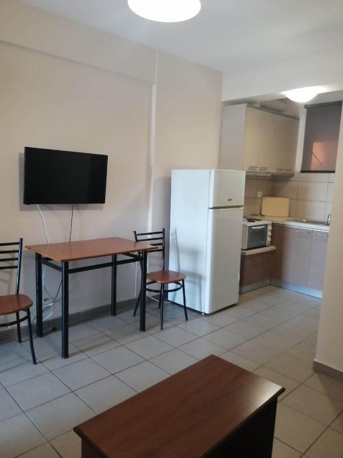 Alexandra'S Glifa Apartments Exterior photo